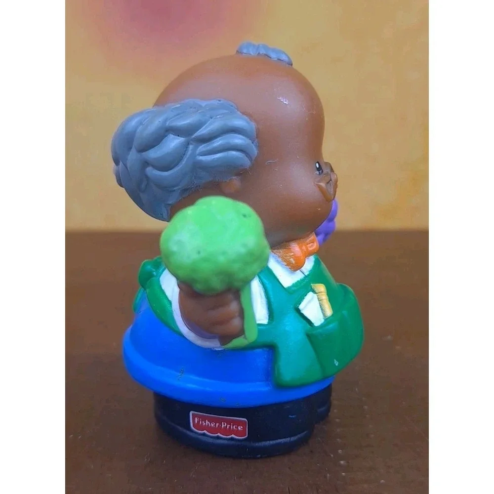 Fisher Price Little People Sam Grocer Man African American Grapes Grocery Store